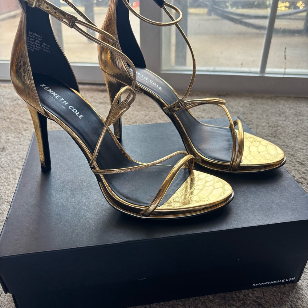 Kenneth Cole Metallic Gold Heels